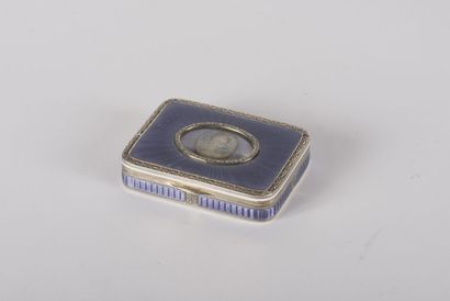 null Rectangular silver box 935 thousandths with guilloche decoration enamelled purple,...