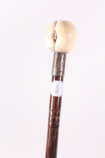 null Erotic cane, the shaft like bamboo, the ring in silver, the pommel in elephant...