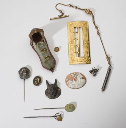 Set of 19th century costume jewelry: belt...