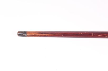 null Cane, wooden shaft, double stag horn pommel. Length 96,5 cm.
