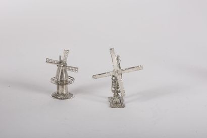 Two miniature windmills in silver 833 thousandths...