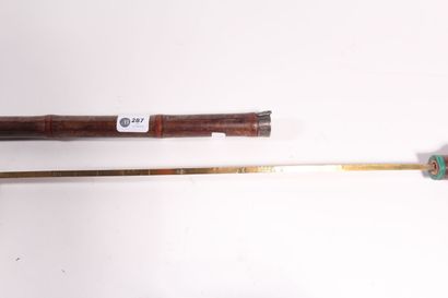 null Cane with bamboo system, containing a gauge graduated in inches in metal, smooth...