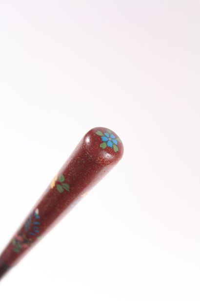 null Cane, the shaft in palm tree, pommel Milord in enamel cloisonné (accidents)....
