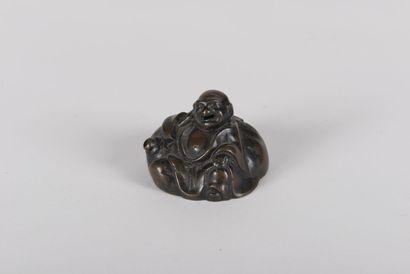 Deux compte-gouttes en bronze
Chine, XVIIe...