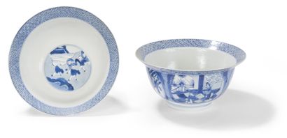 Paire de bols en porcelaine bleu blanc
Chine,...