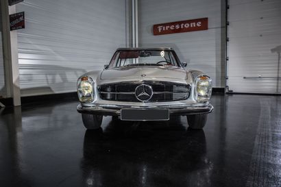 null MERCEDES 280SL PAGODA CONVERTIBLE
WITH HARD TOP, 3 SEATS
from 29/04/1969, French...