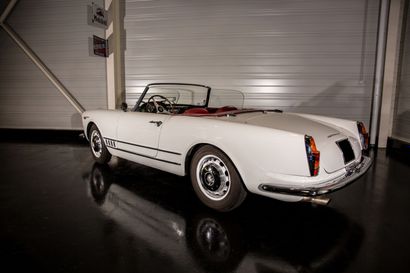 null CONVERTIBLE ALFA-ROMEO 2000 TOURING SPIDER
from 01/01/1962, delivered new in...