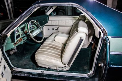 null Chevrolet El Camino Classic, 1977, 2-seat pickup, 2-tone green color. Provenance...