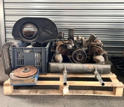 null VW 1200 cm3 engine n° 8578037. Includes a lot of parts