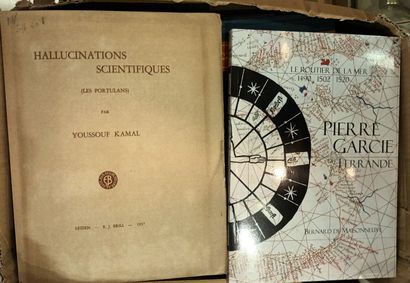 [CARTOGRAPHY - GEOGRAPHY LOT]
Set of 4 boxes...
