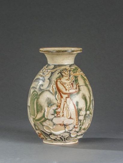 null RENÉ BUTHAUD (1886-1986) Vase en céramique à corps ovoïde sur talon conique....