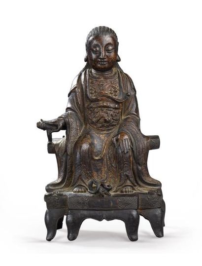 null STATUETTE DE ZHENWU EN BRONZE LAQUÉ OR CHINE, DYNASTIE MING, XVIème / XVIIème...