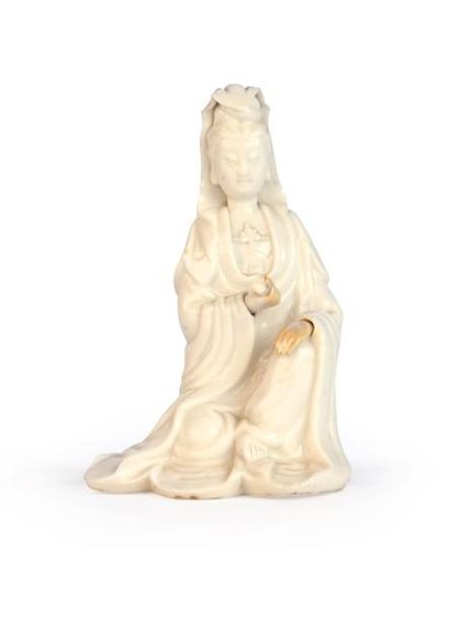 null Statuette DE Guan YIN EN PorcelaineBlanche de chineChine, XVIIIème, XIXème siècle...