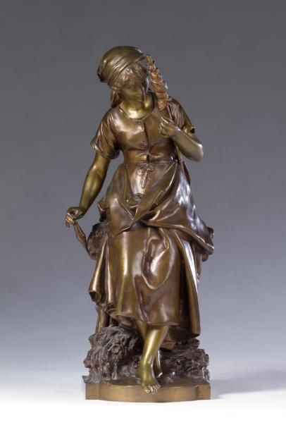 null MOREAU Mathurin (1822 – 1912), 

	La fileuse

	Epreuve en bronze à patine médaille...