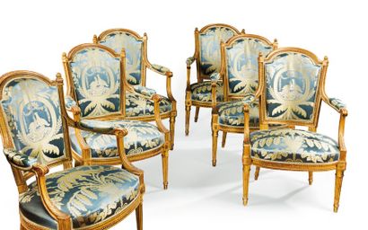 Henri JACOB MOBILIER DE SALON EN BOIS REDORE

composé de six fauteuils, deux bergères...