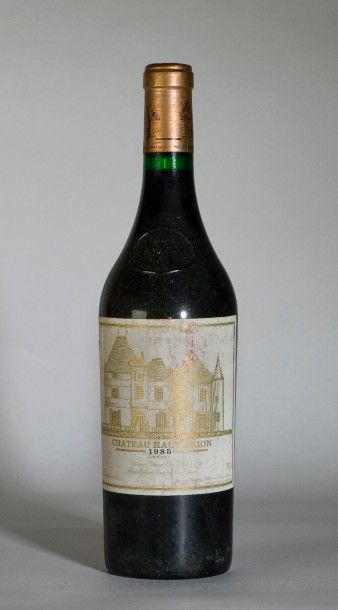 null 302 / 1985 - Château Haut Brion, Pessac-Léognan – 2 B/lles 