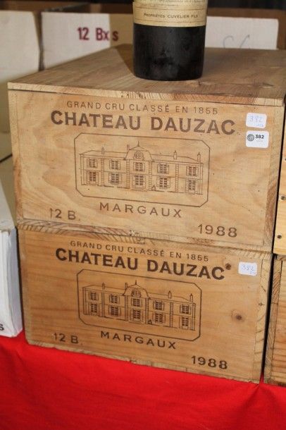 null 382 / 1988 - Château Dauzac, Margaux -24 B/lles dans 2 caisses de 12 - Marg...