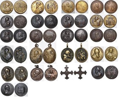 null PIE V (1566-1572) Ensemble de 21 médailles en bronze de Pie V. De 23 à 46mm.Certaines...