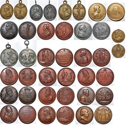 null PIE VII (1800-1823) Ensemble de 20 médailles de Pie VII. 19 à 51mm. 16 en bronze,...