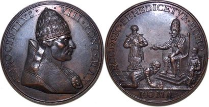 INNOCENT VIII (1484-1492) Bronze. 43mm.Restitution...