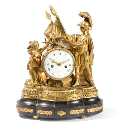 null Pendule en bronze doré représentant Coriolan et sa mère Volumnia, à décor de...