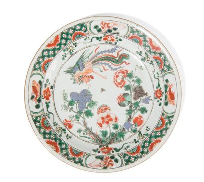 null Deux assiettes en porcelaine Famille Verte 

Chine, époque Kangxi (1662-1722)

Décorées...