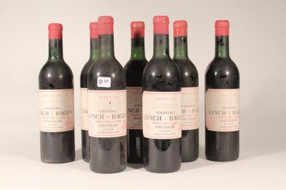null Château Lynch Bages 1964 

Pauillac (rouge) - 2 blles Justes. Etiquettes sales

Château...