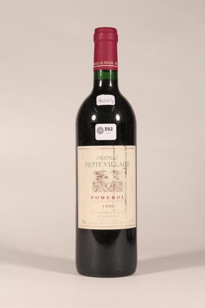 null 392 

Château Petit Village 1990 

Pomerol (rouge) - 1 blle bien