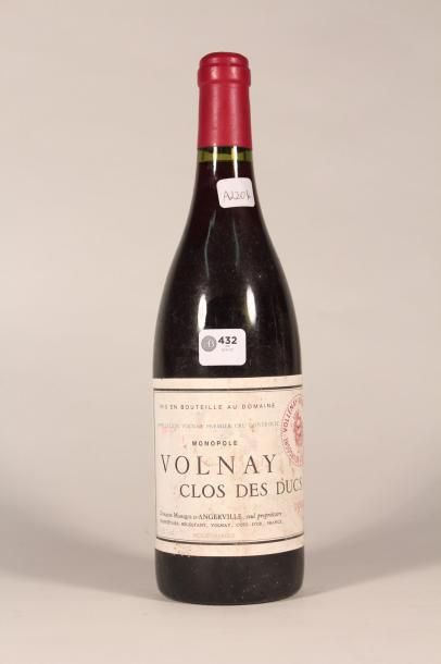 null 432 

Domaine d'Angerville Clos des Ducs 1992 

Volnay 1er Cru (rouge) - 1 blle...