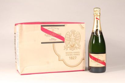 null 717 

 MUMM Cordon Rouge Brut 

Champagne (blanc) - 6 blles 