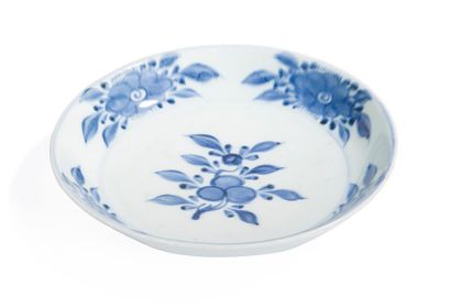Coupe en porcelaine bleu blanc

Chine, XVIIIe...