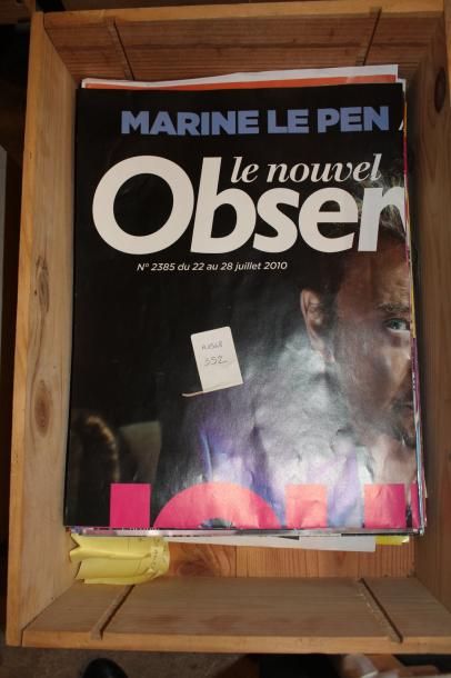 null Lot affiches couverture magazine Paris Match, France Dimanche, Ici Paris, Nous...
