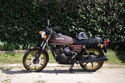 null MORINI Motocyclette type 250 2C modèle J du 08/04/1981, n° de série 040088 de...