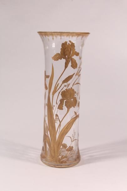 null Vase rouleau en cristal décor or d'iris, circa 1900Haut. : 50 cm