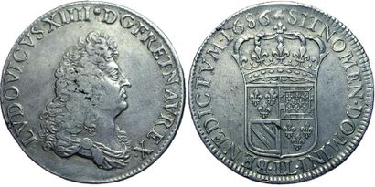 null Louis XIV, Ecu de Flandre dit "Carambole" 1686 LL.Trèfle. Var. Petit buste.DR.451...