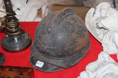 null Casque de soldat dit Adrian, 1ère Guerre Mondiale (accidents)