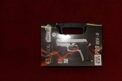 null 1 pistolet EKOL P 29 Calibre 9mm à blanc
