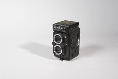 null YASHICA Mat 124 G Appareil photographique à visée verticale Bi-objectif.