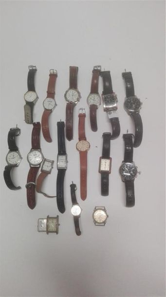 null Lot de 15 montres bracelet d'homme modernes dont Lip et Perfex (accidents et...