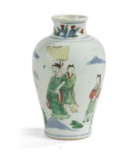 null Petit vase en porcelaine wucai
Chine, période Transition, XVIIème siècle
Balustre,...