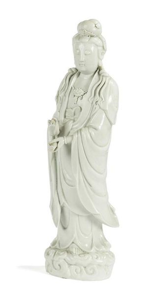 null Statue de Guanyin en porcelaine blanc de Chine
Chine, XIXème siècle
Représentée...