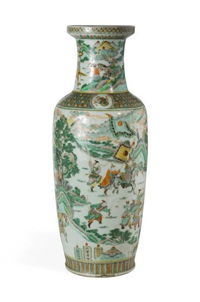 null Grand vase en porcelaine polychrome
Chine, XIXème siècle
De forme balustre,...