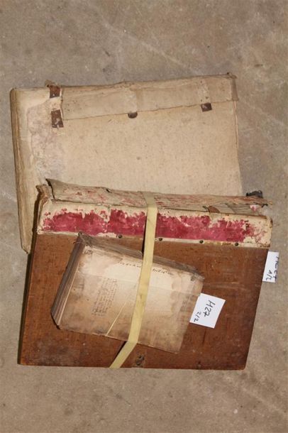 Réunion de 3 manuscrits, l'un daté de 1650,...
