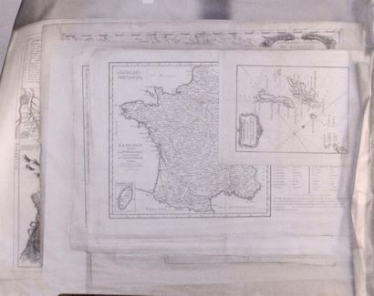 null VARIA FRANCE
Réunion de 35 cartes de France et de régions françaises, XVIIe,...
