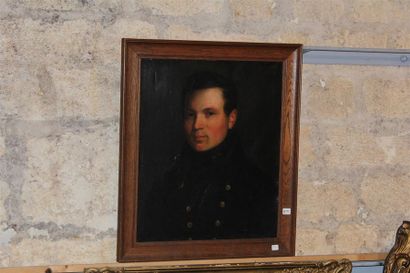 null ECOLE XIXème SIECLE, "Portrait d'homme", huile sur toile. 55 x 45 cm (accidents...