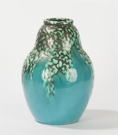 null CAB Grand vase en terre cuite vernissée verte signé. N° 409 Made in France (H...