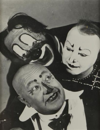 null Raymond VOINQUEL (1912-1994)
Les clowns Albert, François et Paul Fratellini....