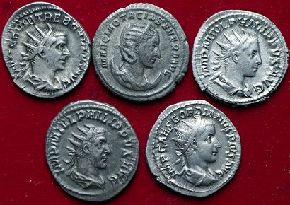 null ROME. 
Lot de 5 Antoniniens : Gordien III, Philippe I, Philippe II, Otacillie...
