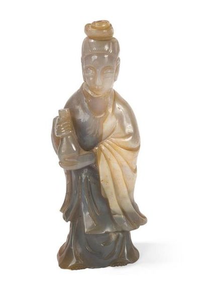 null Statuette de femme en agate
Chine, fin du XIXème, début du XXème siècle
Représentée...