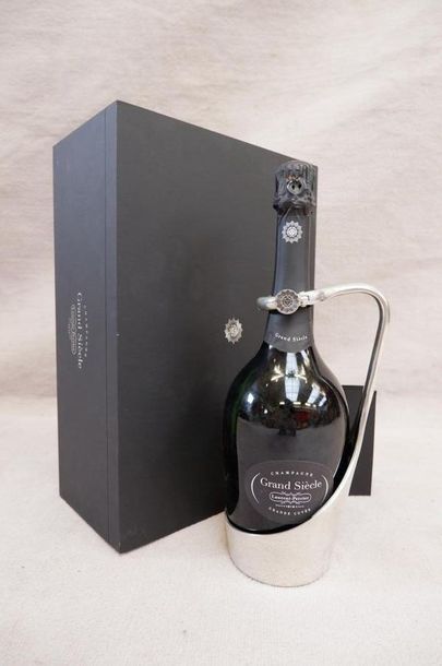 null Champagne Laurent Perrier, Grand siècle, Grande cuvée.
Dans coffret, avec son...